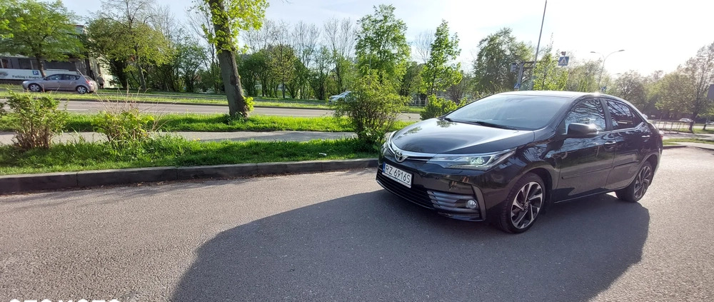 Toyota Corolla cena 58800 przebieg: 133500, rok produkcji 2016 z Rzeszów małe 106